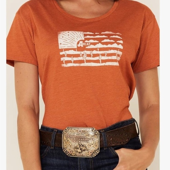 Ariat Desert Flag Cactus logo,short sleeve, scoopneck,extended back hem,T-shirt - Picture 6 of 9